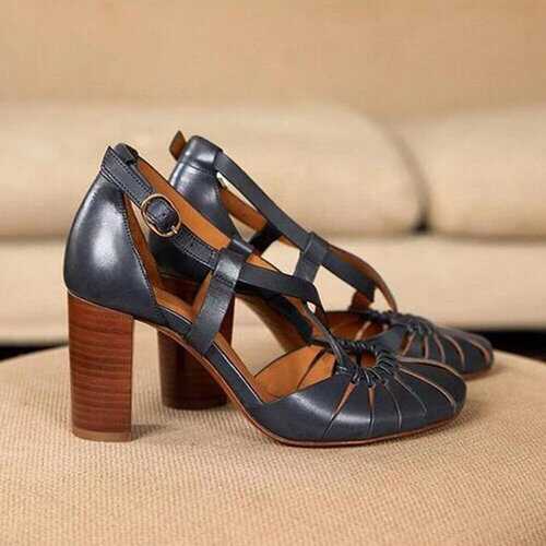 Solid Color Buckle High-heeled Shoes